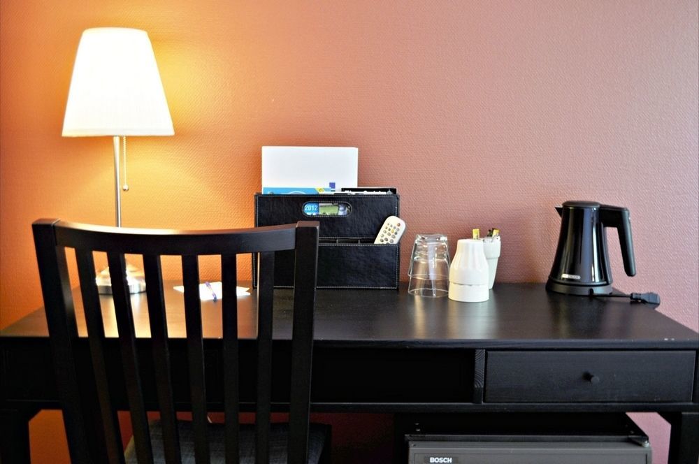 Jennys Hotell Och Restaurang アルビカ エクステリア 写真
