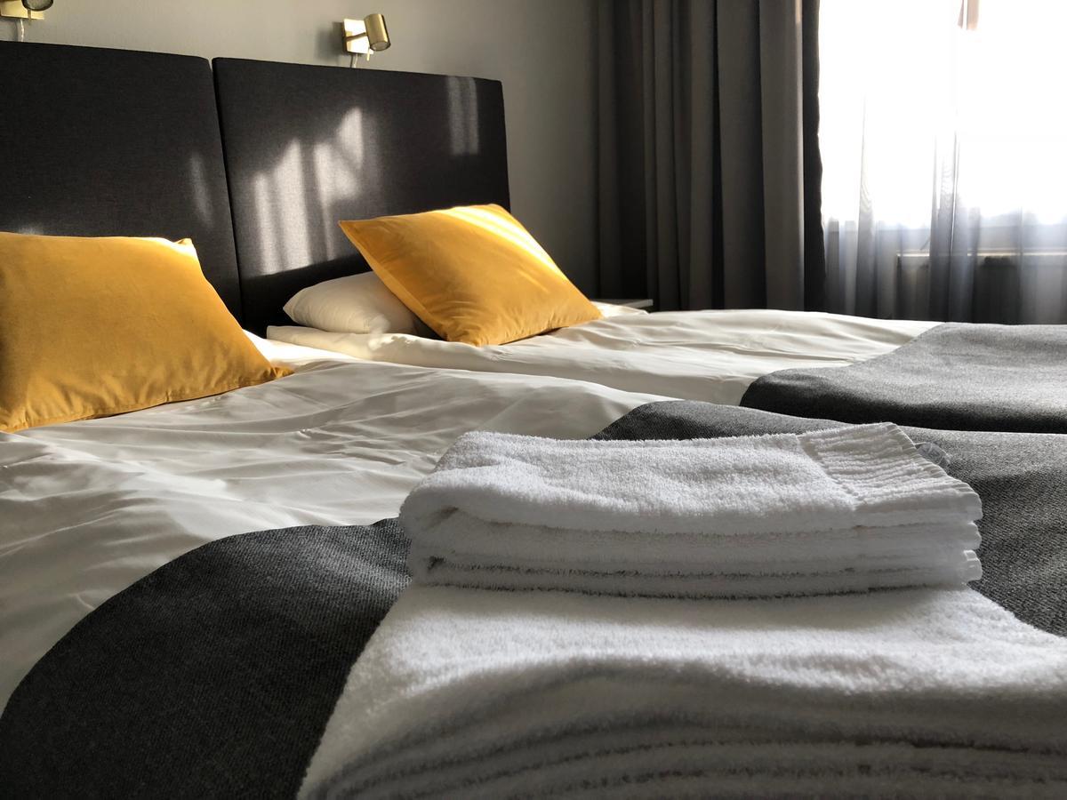 Jennys Hotell Och Restaurang アルビカ エクステリア 写真